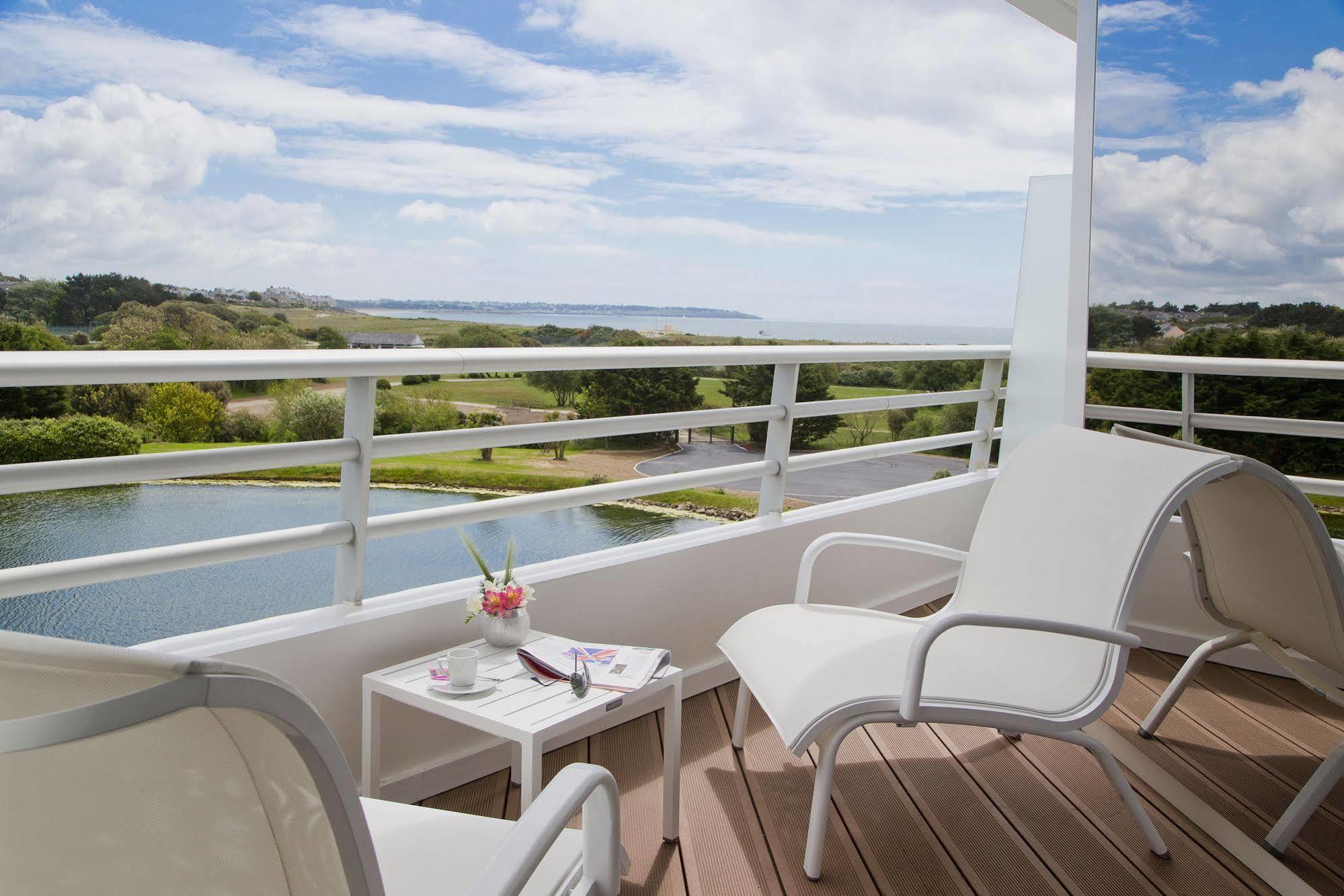 Miramar La Cigale Hotel Thalasso & Spa Arzon Exterior foto